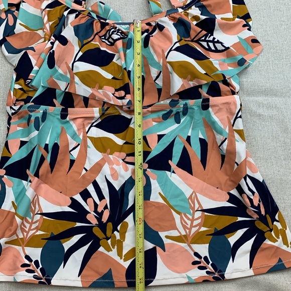 Raisins Curve Women's Off-Shoulder Tankini Top Size 24W - Picture 7 of 10